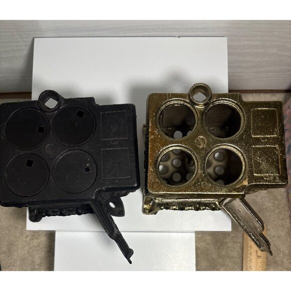 Queen Cast Iron Miniature Stove Set 2 Stoves and Accessory Pieces Black Gold - Picture 8 of 13